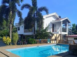 Seaheart Guest House Panglao，位于Looc的酒店