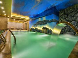 万寿菊温泉及水疗布尔萨酒店 ，位于伯萨提姆萨赫竞技场附近的酒店