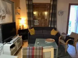 Petit chalet cosy a saint-Anne 04