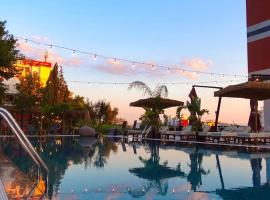 Olivia's Hill Resort，位于都拉斯的酒店