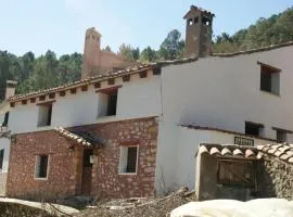 Puerta Partida, vivienda rural en Lugar La Peruela, Santiago Pontones