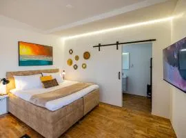 WaraWara Condominium