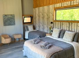 Monte del Tigre Adventure Lodge，位于Cholila的酒店