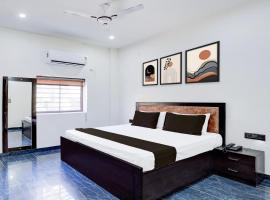 Hotel O R.N. Palace，位于Nagla Dhīmar的酒店