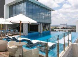 Gorgeous 1BR in One Euphoria，位于安吉利斯的自助式住宿