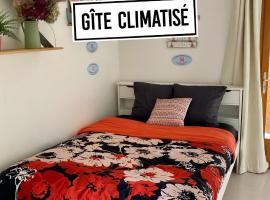 Le Clocher, Studio duplex avec clim，位于Renage的酒店
