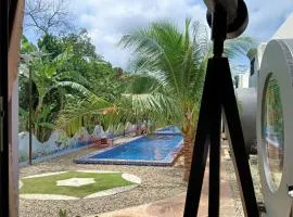 paparazzi homestay