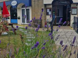 The Ransdale，位于布里德灵顿的带停车场的酒店