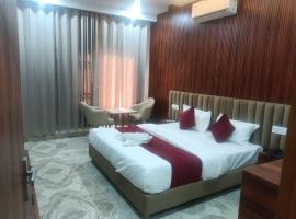 Hotel Noble Stays，位于Mohali的酒店
