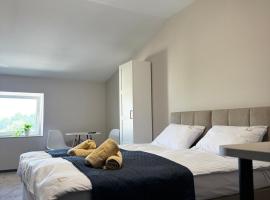 Apartamenty Wałowa 7，位于雷瓦的酒店