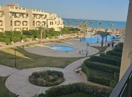 شاليه بقرية لاسيرينا بالم بيتش - العين السخنة