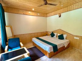Hotel Mid Orchard Kasol l River Side -Pure Veg Hotel，位于卡索尔的酒店