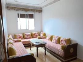 One minute walk from the sea A un minuto de la playa على بعد أمتار من البحر，位于迈尔提勒的酒店