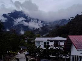 Sling & Stone Mountain Suites，位于昆达桑的酒店