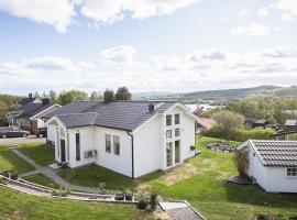 Island Villa in Sundsvall Aln&ouml;，位于Aln&ouml;n的住宿