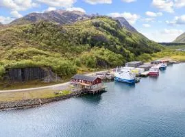 Napp kystfiske rorbu/leilighet