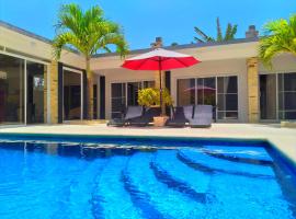 Beachside Villa Cabarete with private pool，位于喀巴里特的酒店