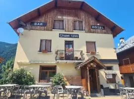 1200小木屋酒店