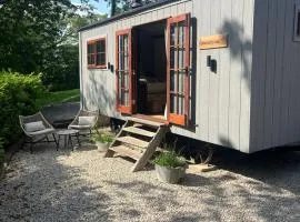 Woodside Shepherd Hut with free parking - Hawsker near whitby