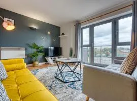 The Contractor City Spot with Parking