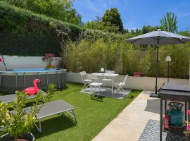 Maison, Jardin, piscine parking près d'Aix Centre，位于沃内勒的酒店