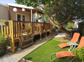 HerGine，位于佩罗勒的露营地