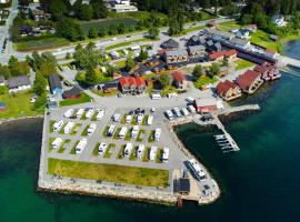 Kviltorp Camping，位于莫尔德的酒店