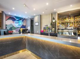 Royal Hotel by Nightcap Social，位于墨尔本的酒店