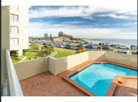 Beachfront Oceanic 5