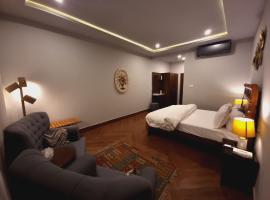 Silk Route Resort，位于Gulmit的酒店