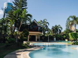 La Traviesa Hotel Resort，位于General Trias的酒店