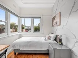 Budget-Friendly Comfort - Private Single Room in Padstow - Shared Bathroom