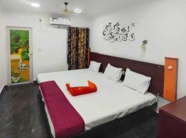 SPOT ON Mughal Beach Resort，位于阿勒皮的酒店