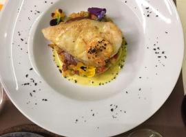 Hotel & Restaurant Goldenes Ross，位于Göllheim的酒店