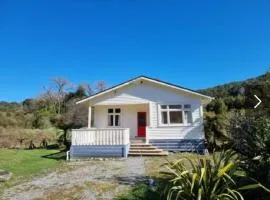 Westie on the West - Our private family getaway