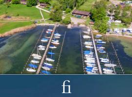 Zum Fischer am See ***S，位于基姆湖畔普林的浪漫度假酒店