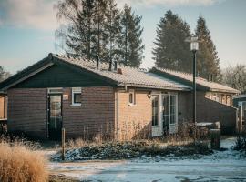Bungalow Bunckman Luxury 10 persons，位于福尔特赫伊曾的酒店