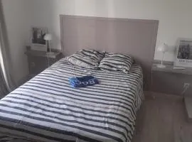 Chambre avec Salle de bain et WC privés