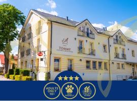 Hotel Tommy Wellness & Spa，位于纳霍德的酒店