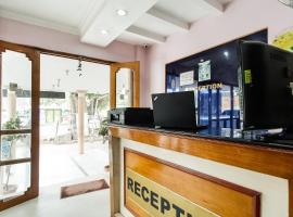 Hotel O Sree Saravanan Bhavan，位于Mettuppālaiyam的酒店