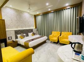 Glitz T2 Grand-Next to Intl Airport，位于孟买贾特拉帕蒂希瓦吉机场 - BOM附近的酒店