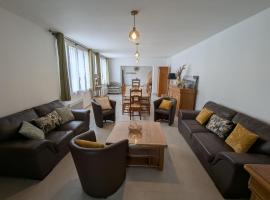 Charmant Gîte Familial près d'Orléans avec Jardin - FR-1-590-576，位于Boulay-les-Barres的酒店