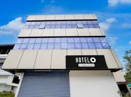 Hotel O Chakkaraparambu Vyttila