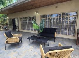 Charming 3 bedroom guesthouse - 2300