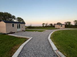 Oyster Bay Retreats，位于Balnacart的豪华帐篷