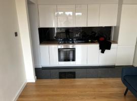 Mieszkanie 48m jak nowe，位于赞布鲁夫的酒店