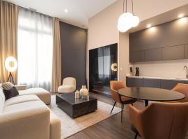 Legend Majestic - Parking Privé GRATUIT- Climatisation - Gare - Centre Ville - NEWS!!!，位于马孔的酒店