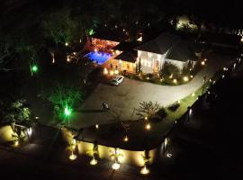 Casa para Locação Terras de São Francisco!，位于Andradas的酒店