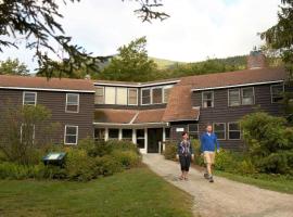 Joe Dodge Lodge，位于戈勒姆的酒店