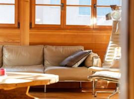 chalet st Moritz 3 bdr terrace，位于圣莫里茨的木屋